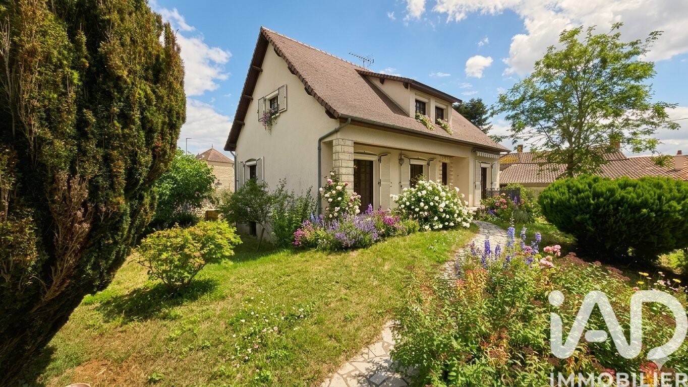 Maison 6 pièces 144 m² · à Jaunay-Marigny · 144 m² · 169 000 €