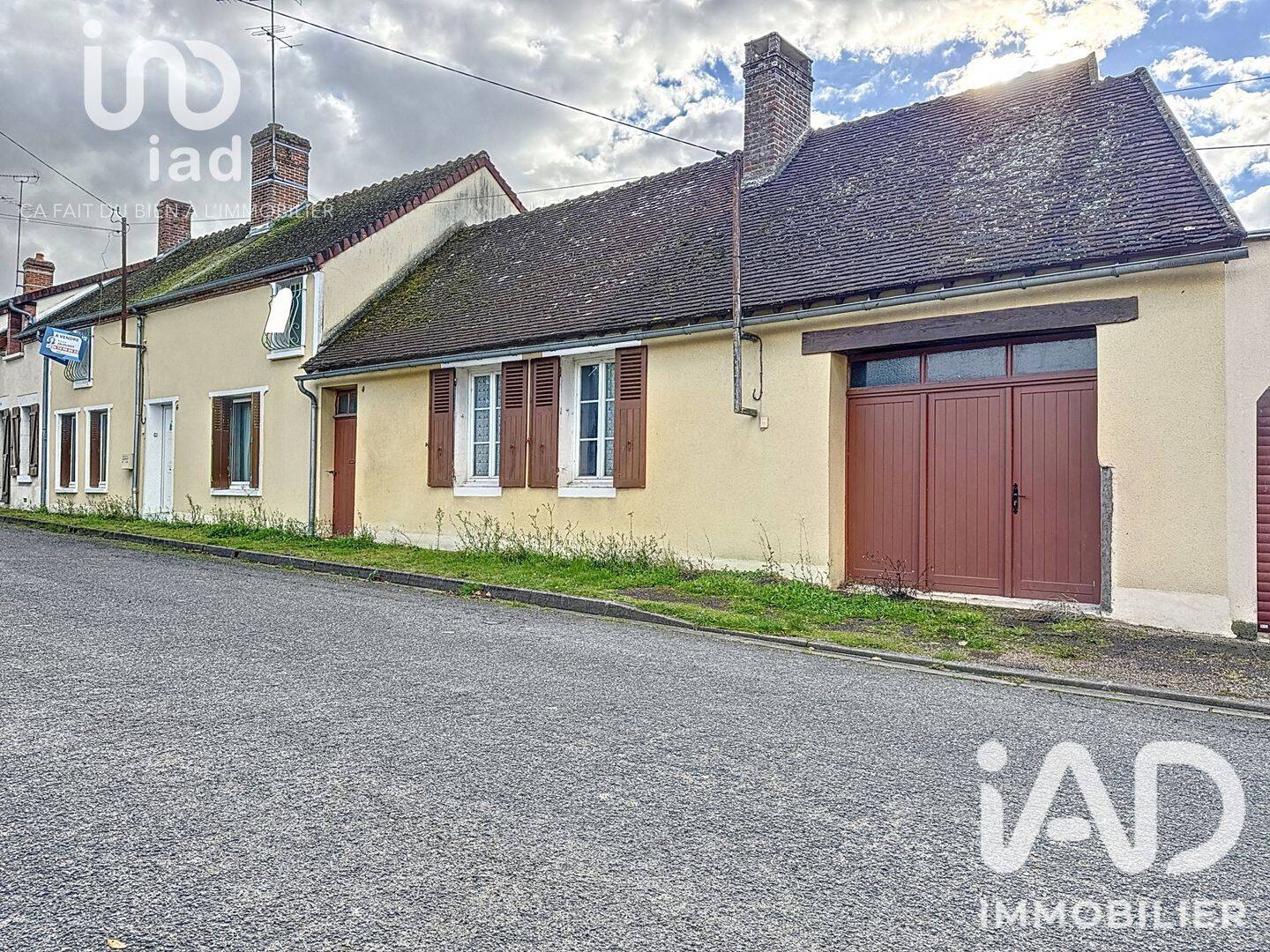 Maison 6 pièces 176 m² · à Rogny-les-Sept-Écluses · 176 m² · 130 000 €