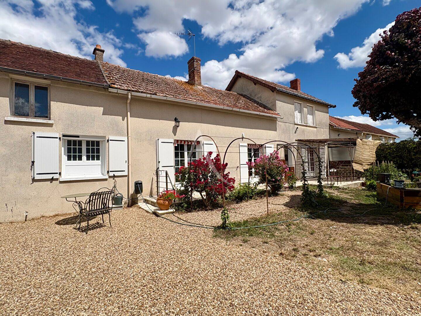 Maison 4 pièces 112 m² · à Angé · 111,8 m² · 176 000 €