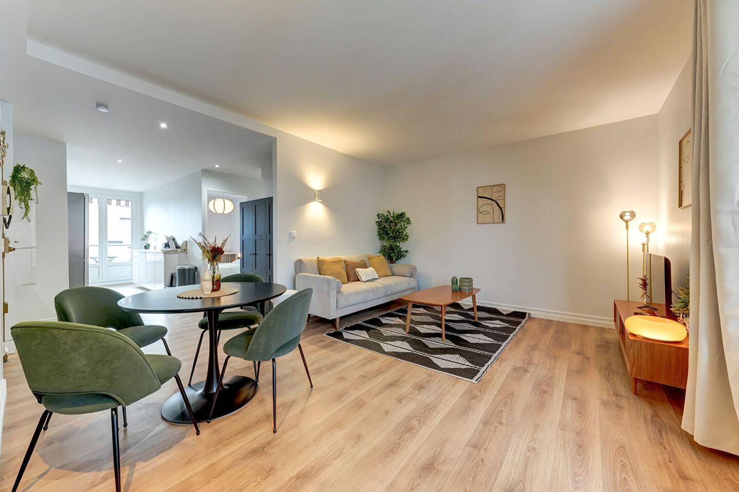 Appartement 5 pièces 85 m² · à Villeurbanne · 84,5 m² · 543 €/mois