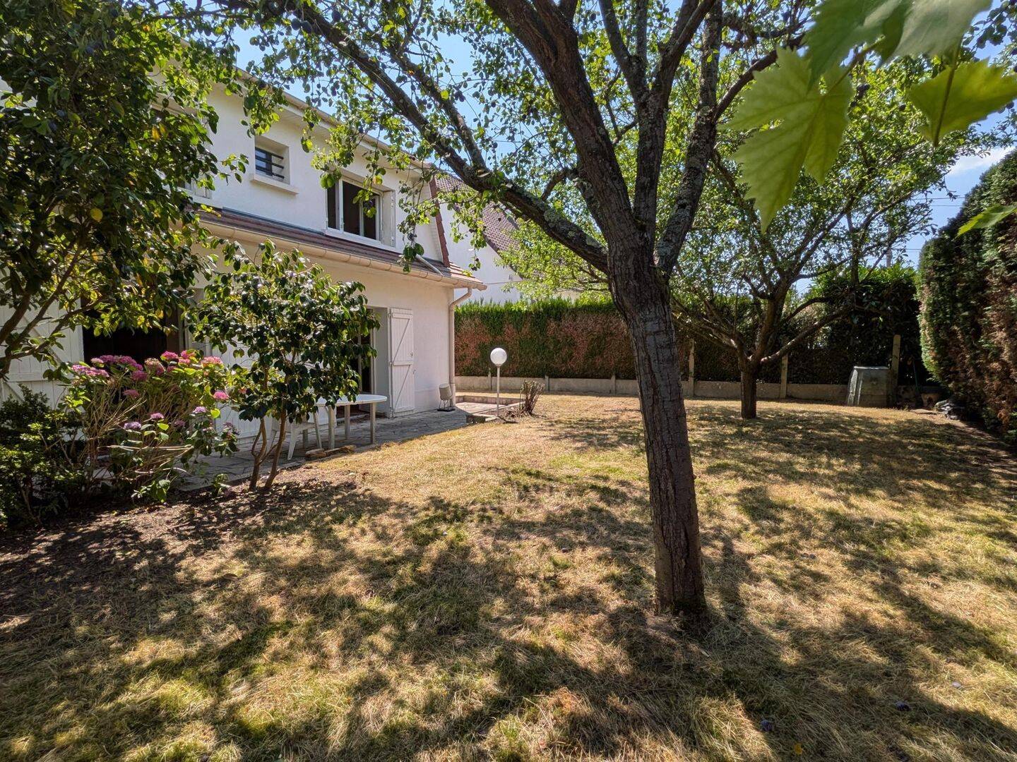 Maison 5 pièces 192 m² · à Villecresnes · 192 m² · 475 000 €