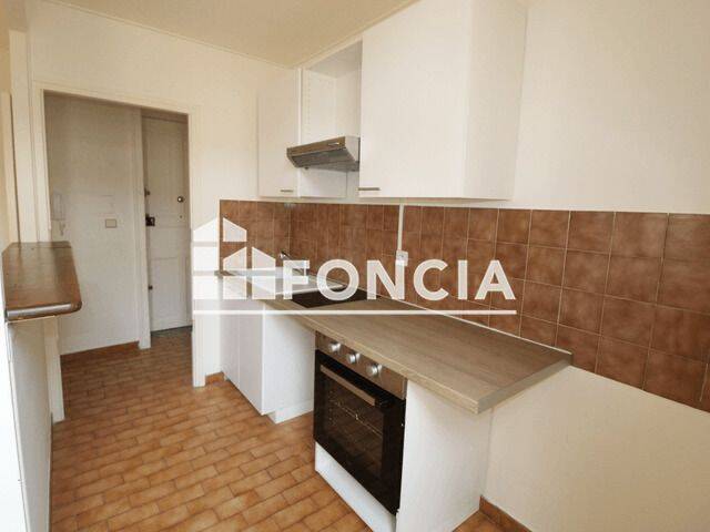 Appartement 2 pièces 42 m² · à Nîmes · 41,6 m² · 536 €