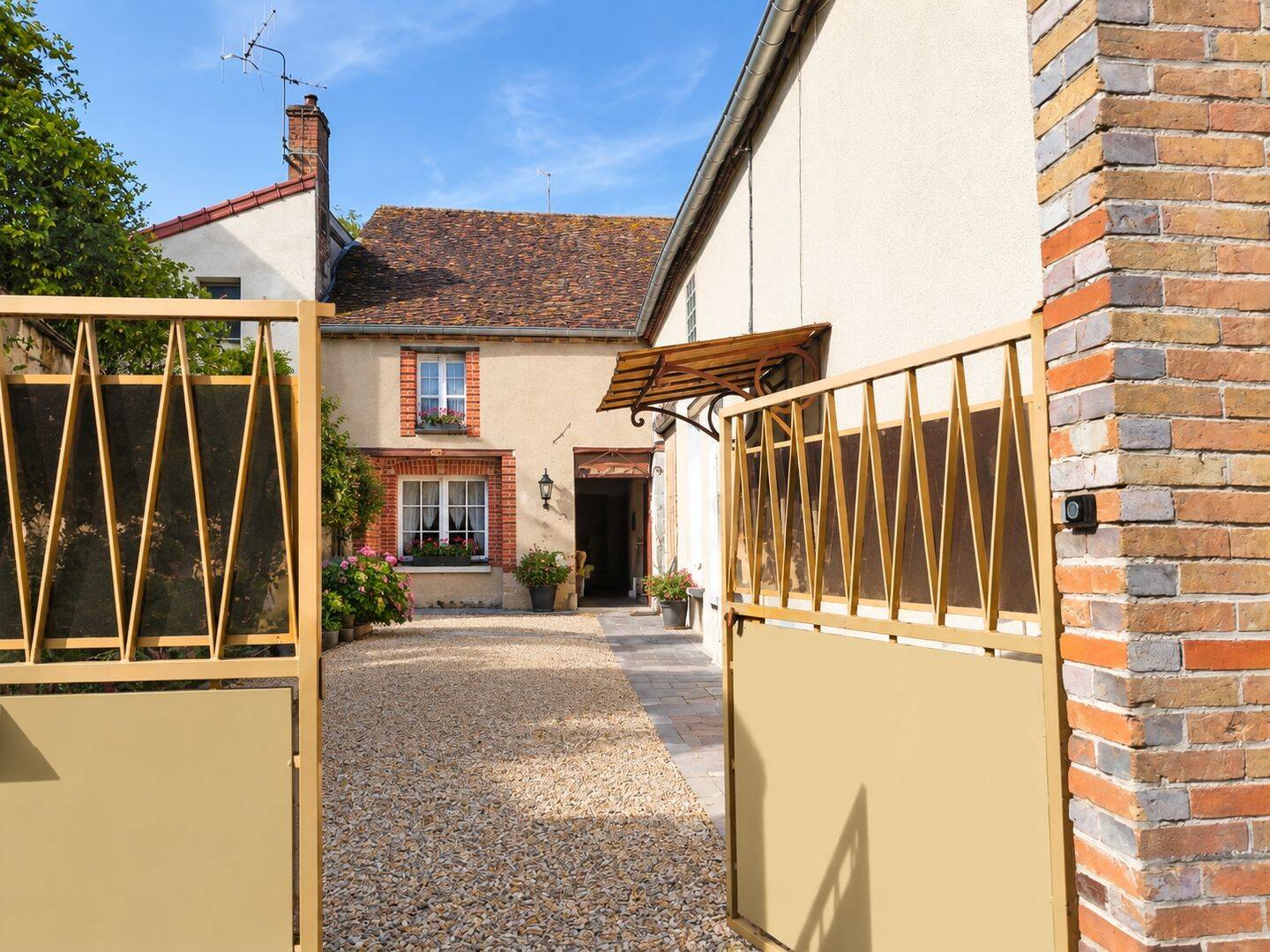 Maison 3 pièces 70 m² · à Pont-sur-Yonne · 70 m² · 164 800 €