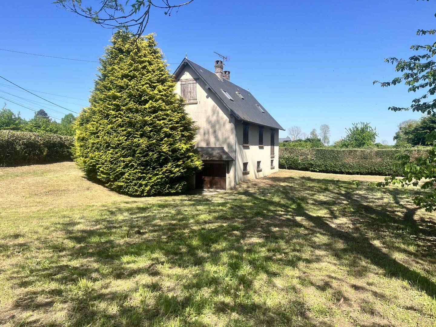Maison 5 pièces 99 m² · à Lyons-la-Forêt · 98,9 m² · 158 000 €