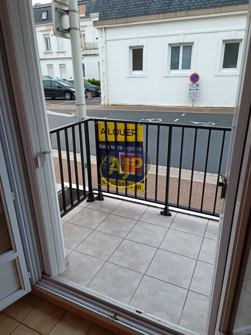 Appartement 2 pièces 30 m² · à Saint-Gilles-Croix-de-Vie · 30,4 m² · 428 €