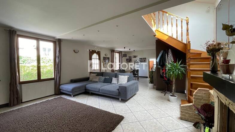 Maison à vendre 650 000 € 5 pièces 3 chambres 105 m² 228 m² de terrain Barnufles Le Kremlin Bicetre 94270
