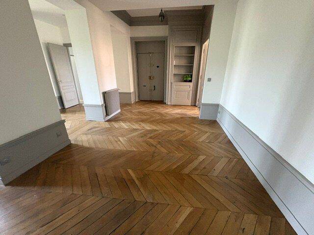 Appartement 4 pièces 125 m² · à Lyon 2ème Arrondissement · 125 m² · 2 035 €/mois