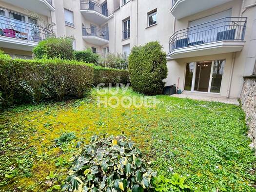 Appartement à louer 980 € 2 pièces 1 chambre 45 m² RDC/4 Rubis Longjumeau 91160