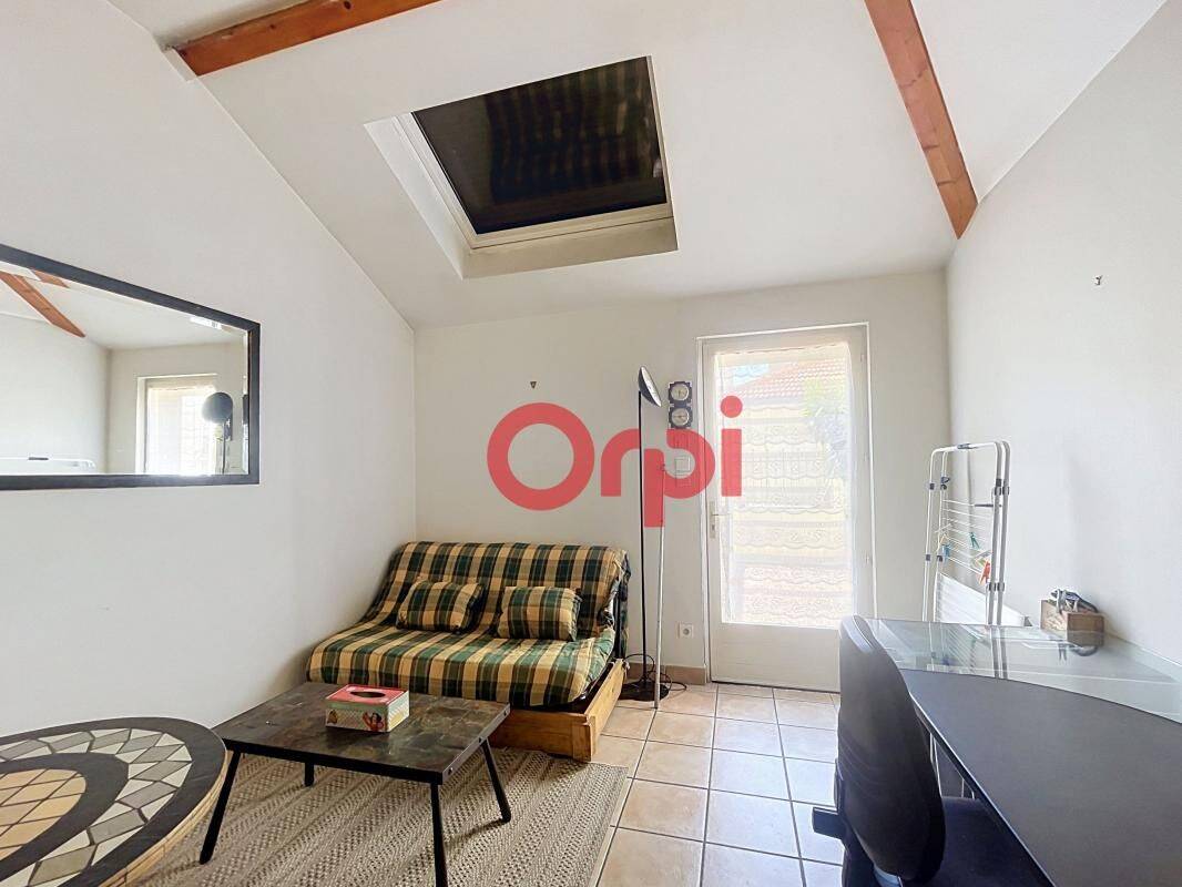Appartement 1 pièce 28 m² · à Vichy · 28 m² · 375 €
