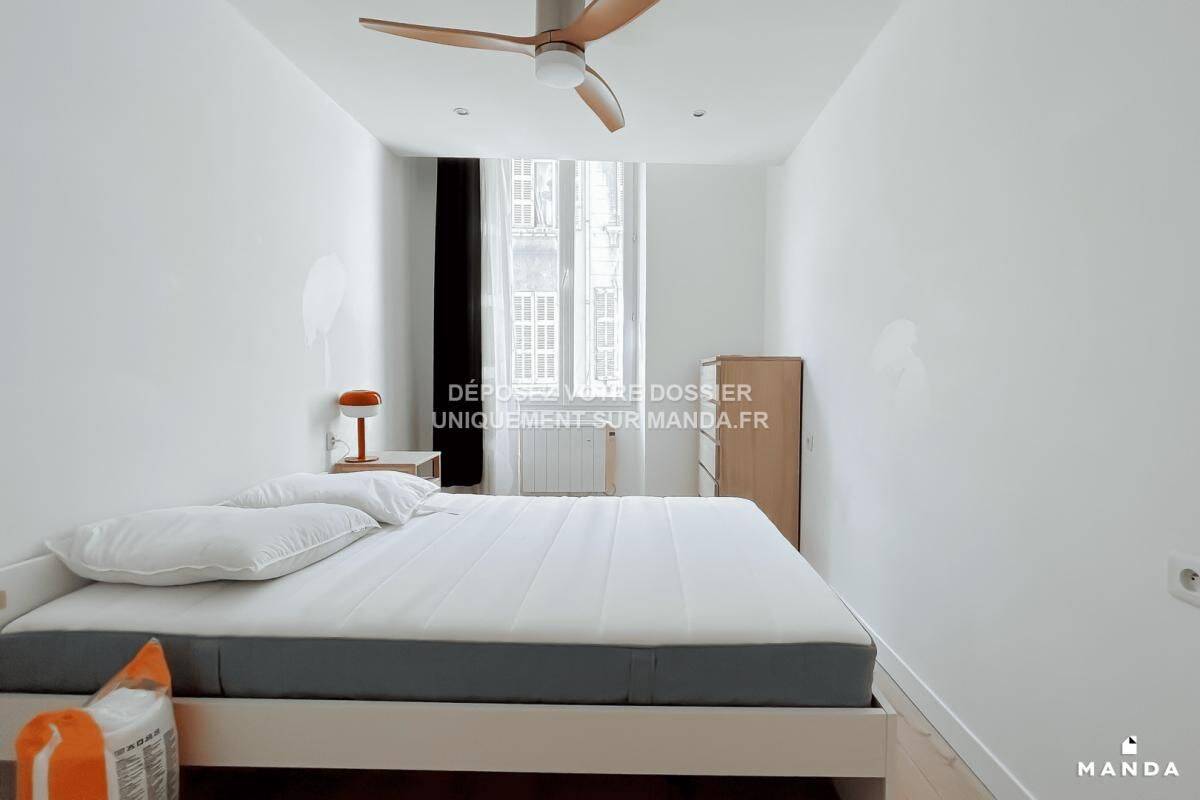 Appartement 4 pièces · à Marseille 1er Arrondissement · 550 €