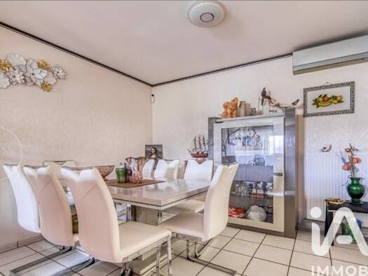 Maison à vendre 399 000 € 8 pièces 7 chambres 156 m² 277 m² de terrain Vert Galant Tremblay-en-France 93290