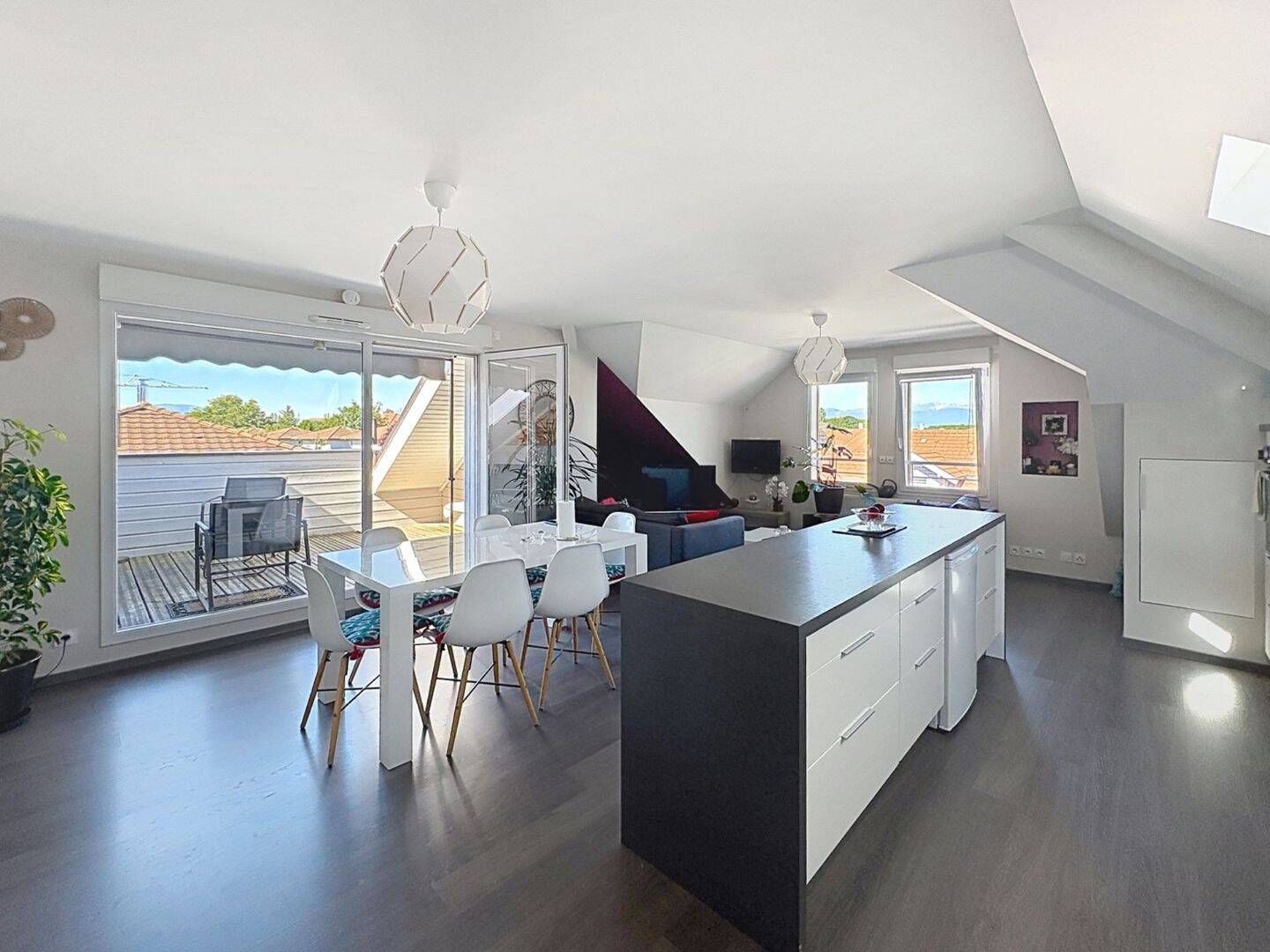 Appartement 4 pièces 83 m² · à Douvaine · 83 m² · 396 000 €