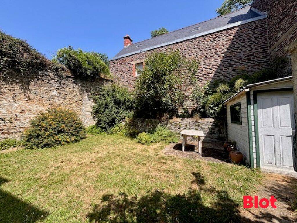 Maison 12 pièces 200 m² · à Rennes · 200 m² · 787 500 €