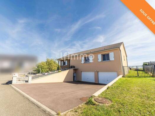 Maison de plain-pied à vendre 269 000 € 5 pièces 3 chambres 106 m² 876 m² de terrain Kalhausen 57412