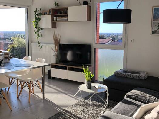 Appartement à vendre 225 000 € 3 pièces 2 chambres 61 m² Étage 1/2 Malbou L'Union 31240