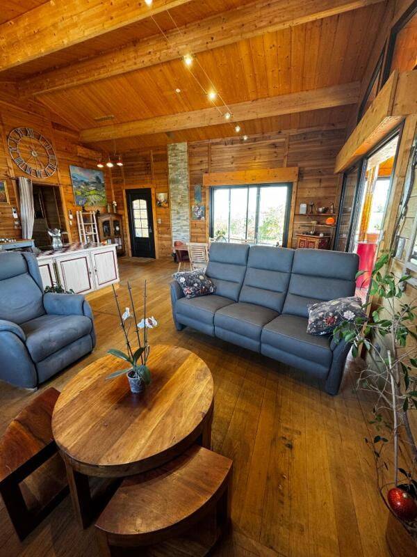 Maison 5 pièces 148 m² · à Brantôme en Périgord · 148 m² · 299 000 €