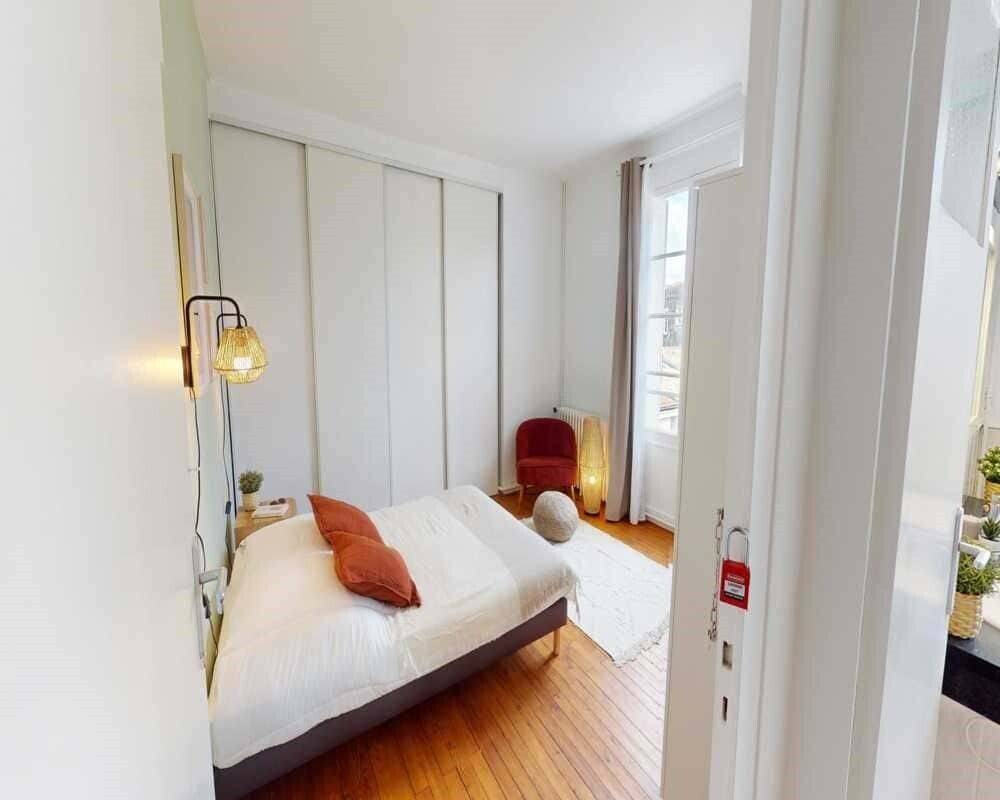 1 pièce 15 m² · à Bordeaux · 15 m² · 770 €