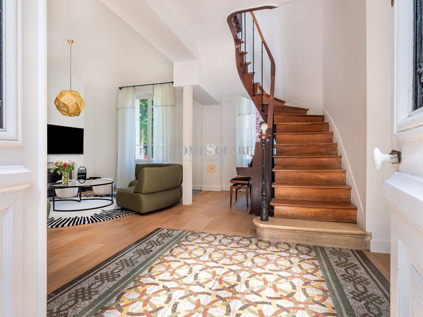 Maison 10 pièces 432 m² · à Chantilly · 432 m² · 1 850 000 €