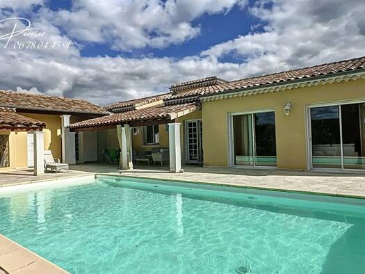 Maison à vendre 529 000 € 6 pièces 3 chambres 147 m² 807 m² de terrain Montboucher-sur-Jabron 26740