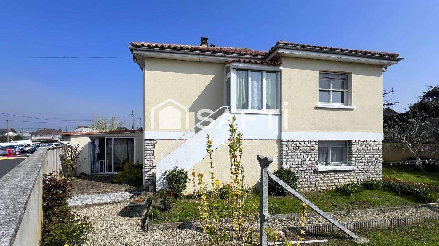 Maison 7 pièces 133 m² · à Thouars · 133 m² · 147 000 €