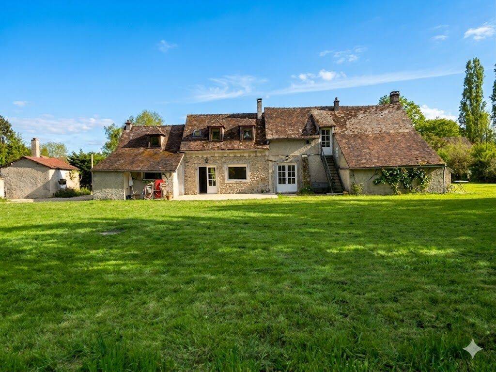 Maison 8 pièces 213 m² · à Houdan · 213 m² · 750 000 €