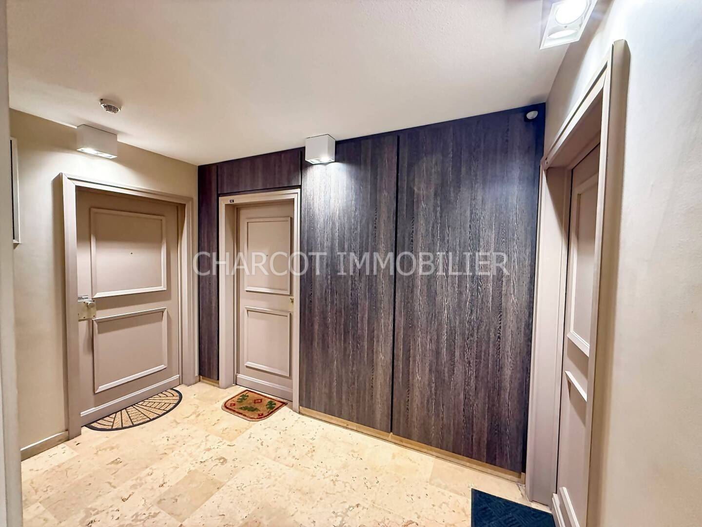 Appartement 5 pièces 102 m² · à Lyon 5ème Arrondissement · 102 m² · 377 000 €