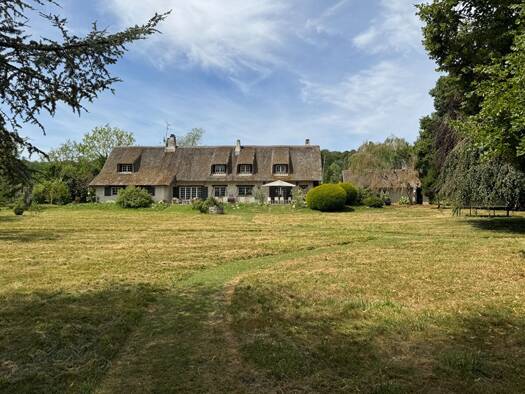 Maison à vendre 1 785 000 € 12 pièces 8 chambres 330 m² 6 500 m² de terrain Les Mesnuls 78490