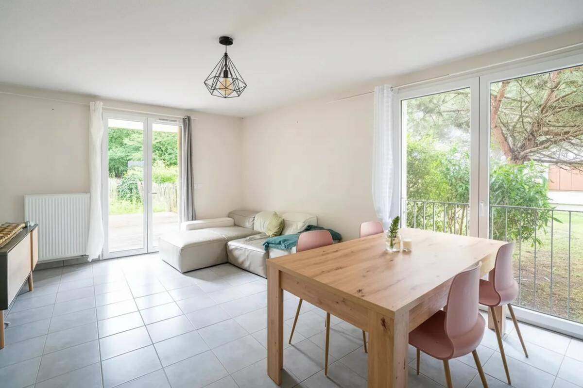 Appartement 3 pièces 65 m² · à Villenave-d'Ornon · 65 m² · 215 000 €
