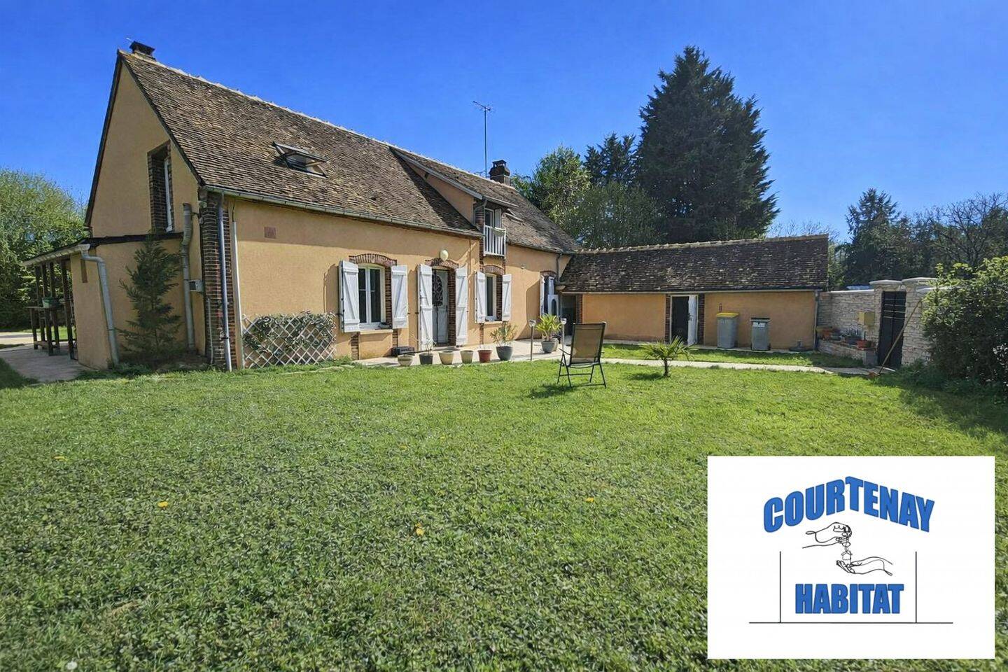 Maison 6 pièces 145 m² · à Savigny-sur-Clairis · 145 m² · 287 000 €