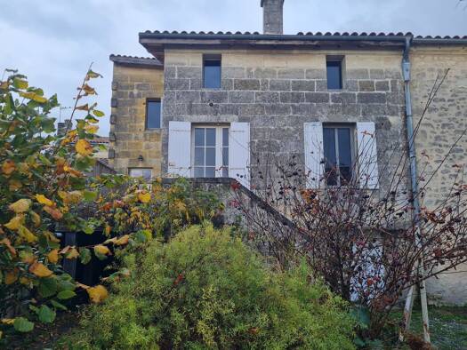 Maison à louer 1 500 € 6 pièces 4 chambres 150 m² 200 m² de terrain Saint-Gervais 33240