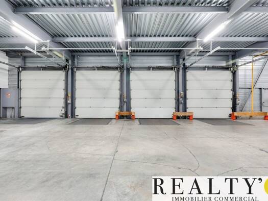 Boutique à louer 40 774 € 3 668 m² de surface de vente Monnet Pre Berson Villeparisis 77270