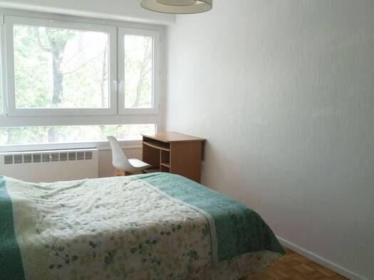 Appartement à louer 531 € 4 pièces 3 chambres 85 m² Étage 1/12 Glaciere-Jomard Oullins-Pierre-Bénite 69600