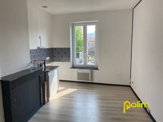 Appartement à louer 370 € 2 pièces 1 chambre 35,6 m² 1er étage Pont-à-Mousson 54700