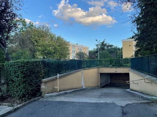 Parking à vendre 12 000 € 10 m² Cancy-Grands Godeaux-Bellevedere Yerres 91330