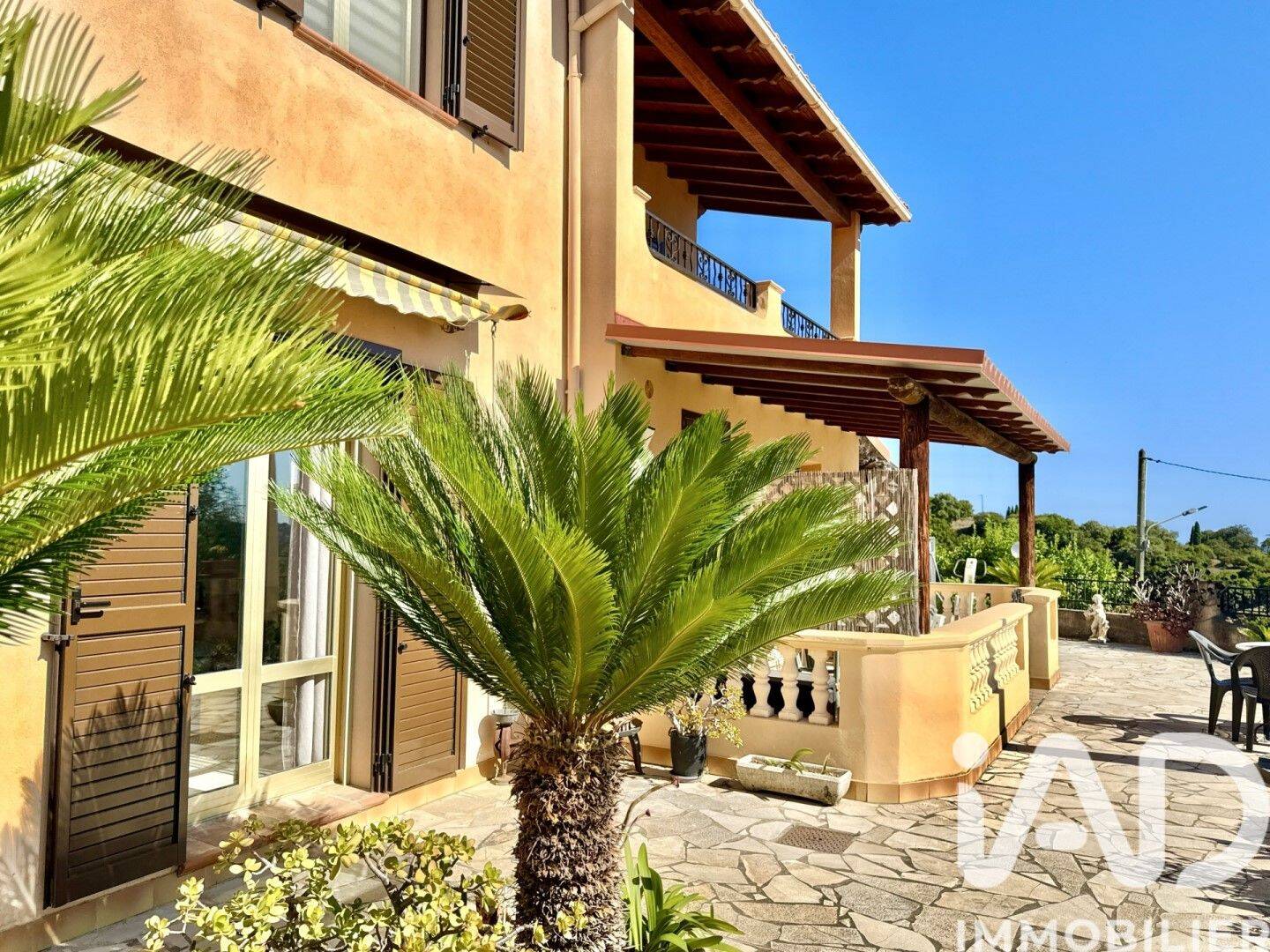 Maison 8 pièces 213 m² · à Menton · 213 m² · 1 600 000 €