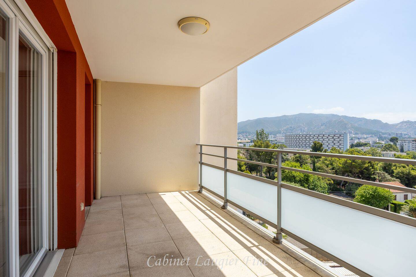 Appartement 4 pièces 83 m² · à Marseille 10ème Arrondissement · 83 m² · 280 000 €