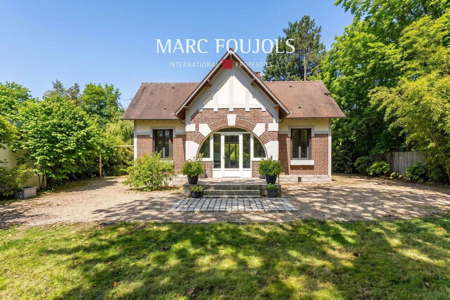 Maison 5 pièces 115 m² · à Lamorlaye · 115 m² · 590 000 €