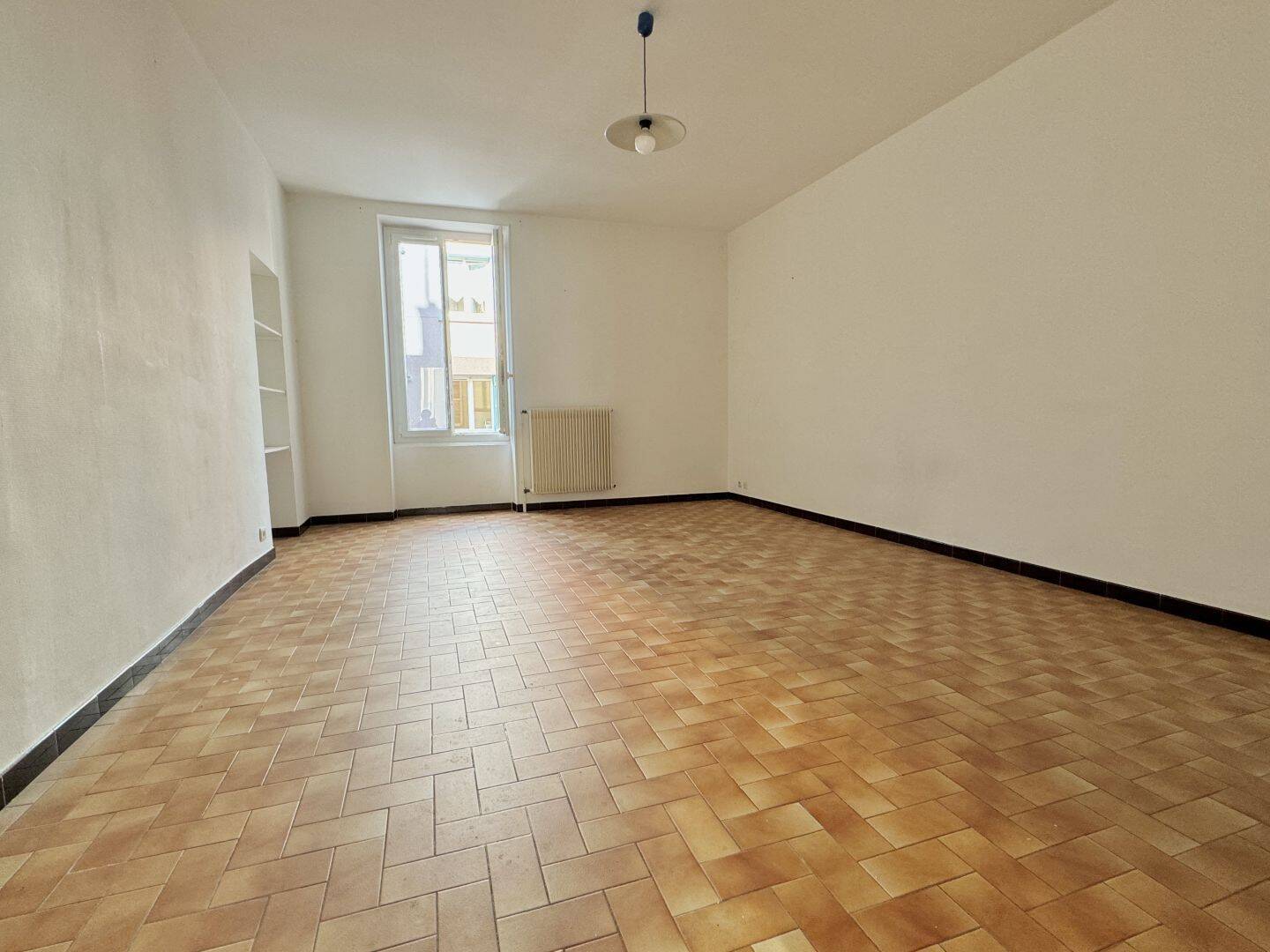 Appartement 1 pièce 36 m² · à Dijon · 36 m² · 430 €