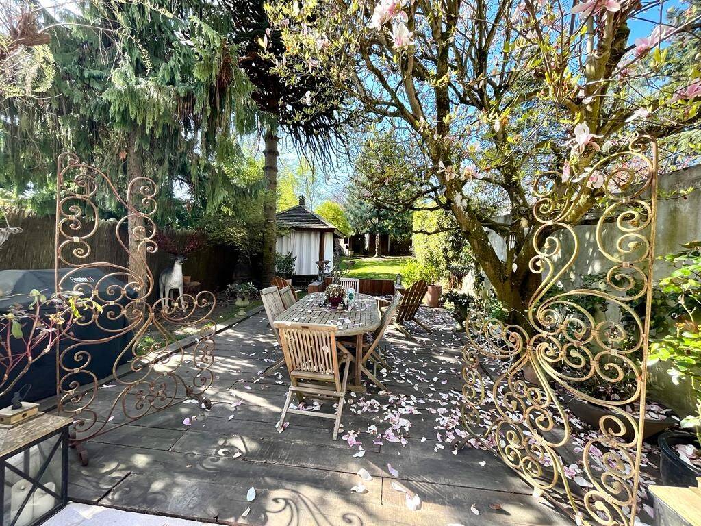 Maison 8 pièces 140 m² · à Garches · 140 m² · 1 750 000 €