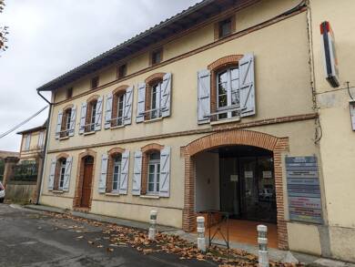 Local commercial à louer 897 € 45 m² de surface de vente Sud Ouest Grenade 31330
