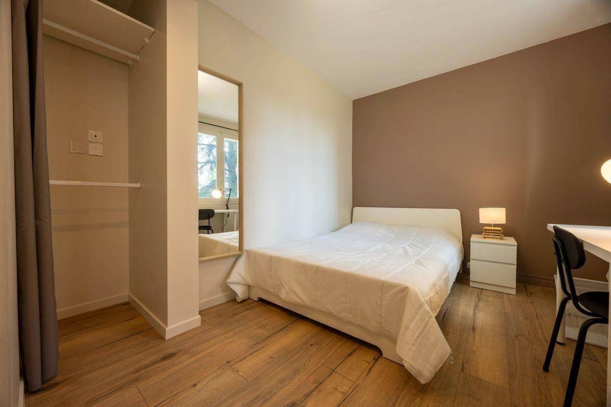 5 pièces 70 m² · à Talence · 70 m² · 600 €/mois
