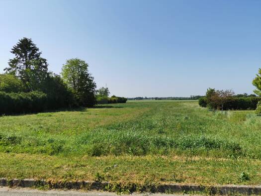 Terrain constructible à vendre 65 000 € 4 900 m² de terrain Pithiviers 45300