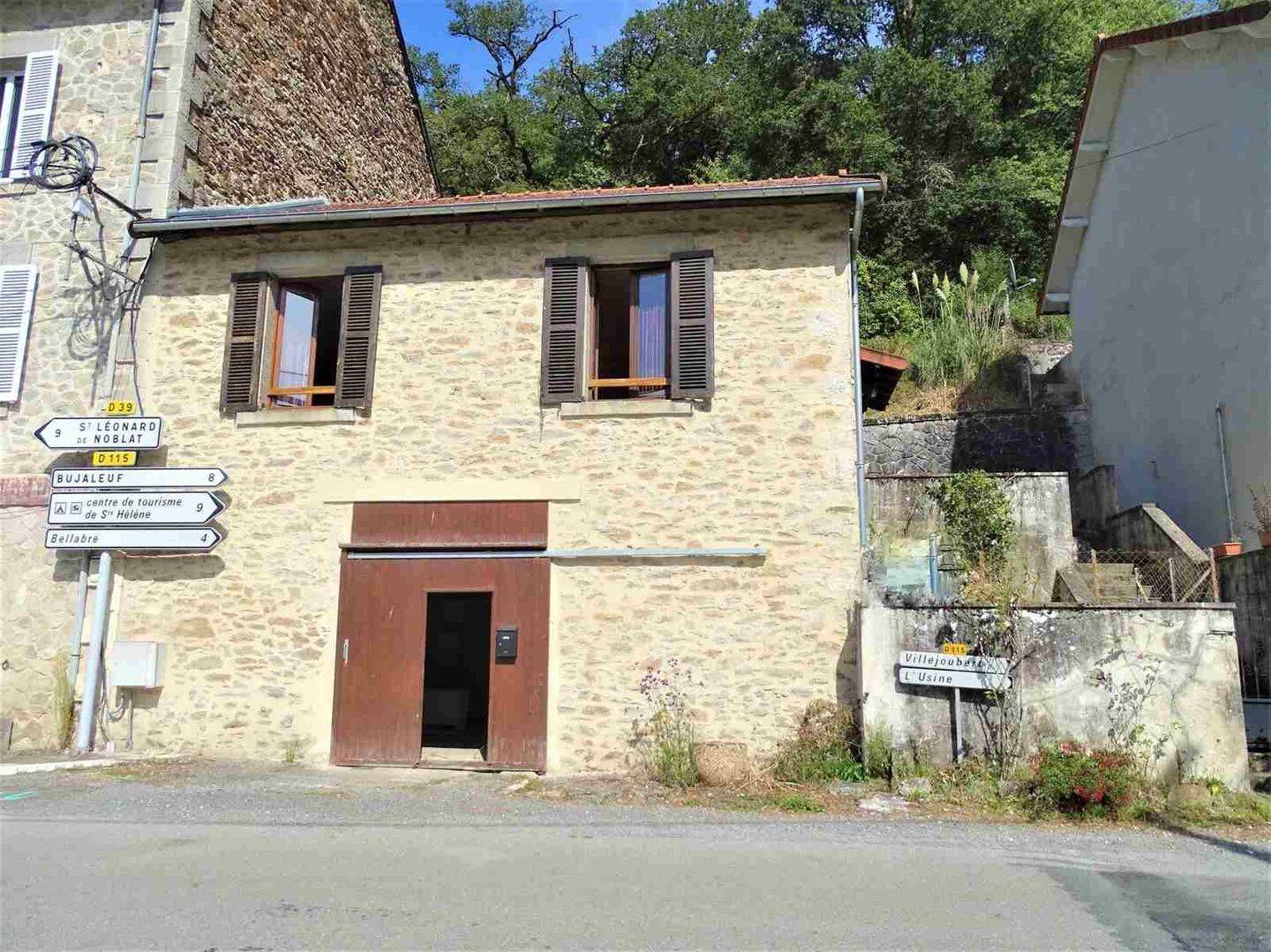 Maison 4 pièces 70 m² · à Saint-Denis-des-Murs · 70 m² · 49 000 €