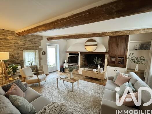 Maison à vendre 235 000 € 4 pièces 2 chambres 100 m² 9 m² de terrain Langlade 30980