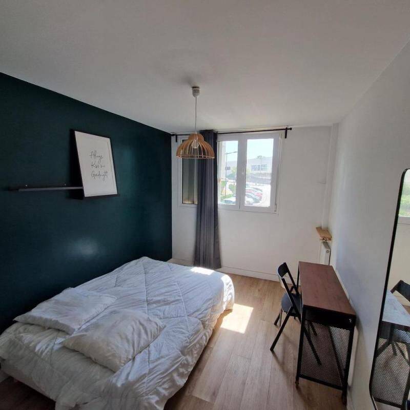 1 pièce 21 m² · à Fontenay-le-Fleury · 21 m² · 650 €
