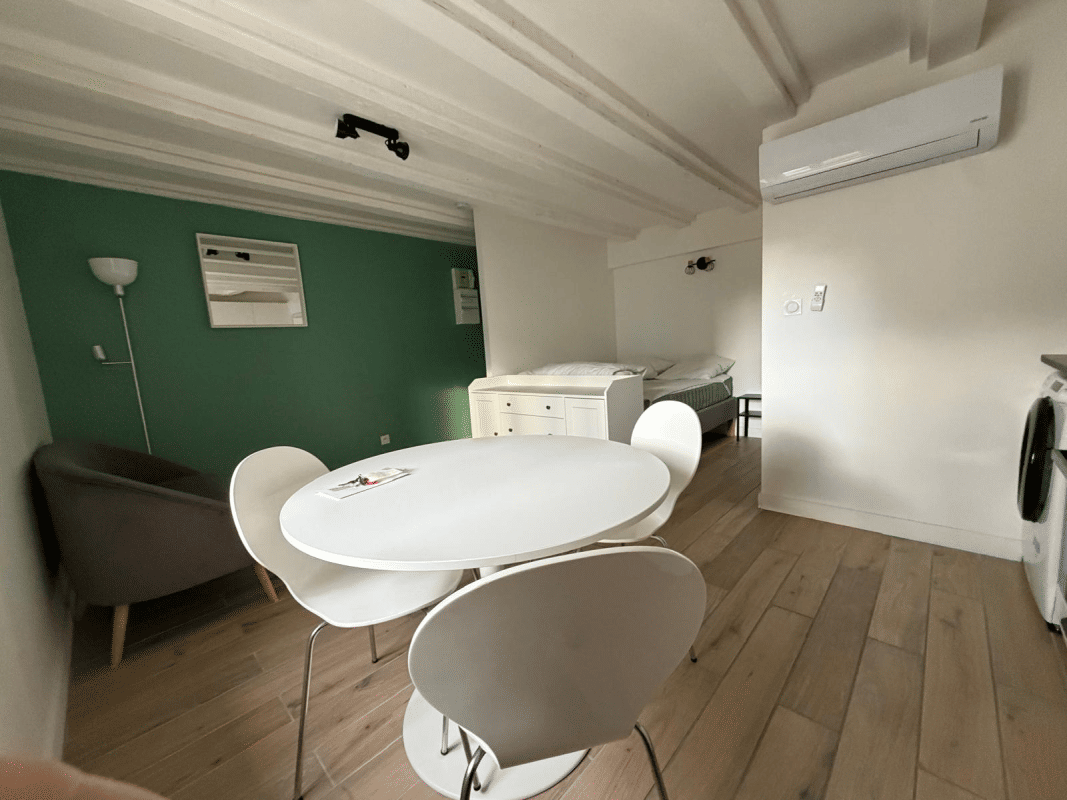 Appartement 1 pièce 24 m² · à Villefranche-sur-Saône · 23,5 m² · 575 €