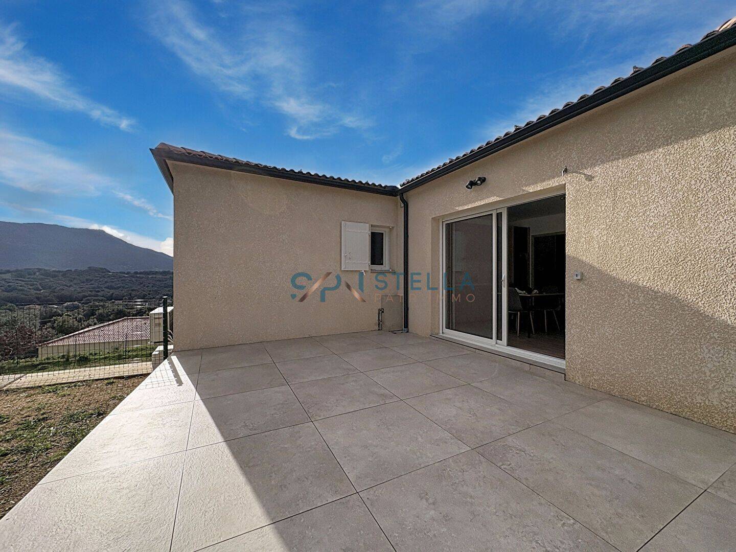 Appartement 2 pièces 27 m² · à Sarrola-Carcopino · 27 m² · 720 €/mois