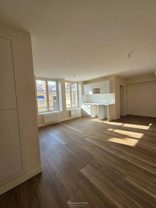 Appartement 1 pièce 35 m² · à Lyon 2ème Arrondissement · 35 m² · 750 €/mois