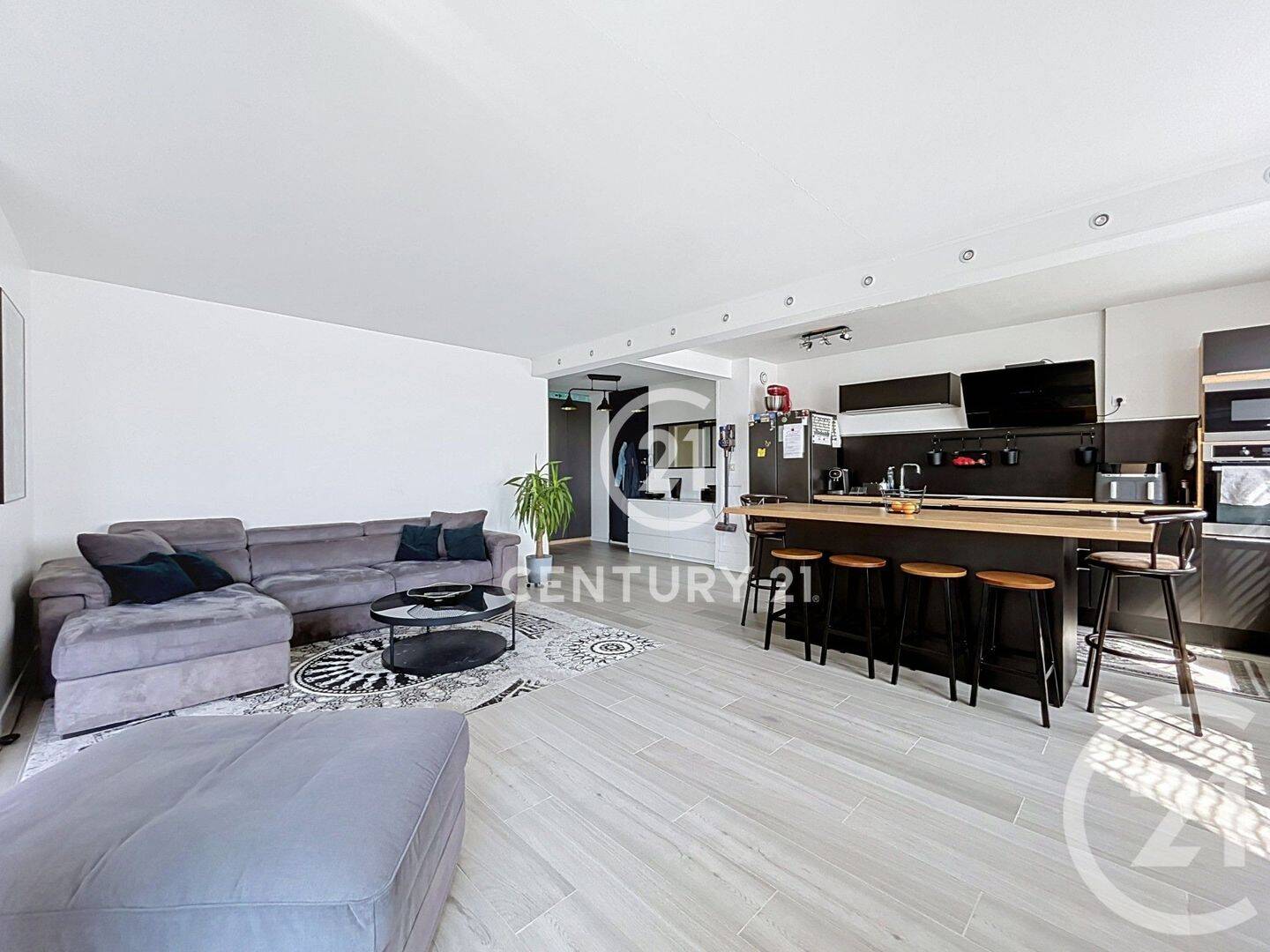 Appartement 5 pièces 98 m² · à Deuil-la-Barre · 98 m² · 299 000 €