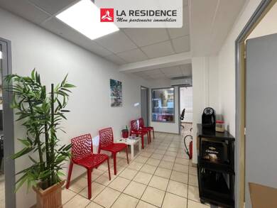 Espace bureau à vendre 165 000 € 92 m² de bureaux Fort-de-France 97200